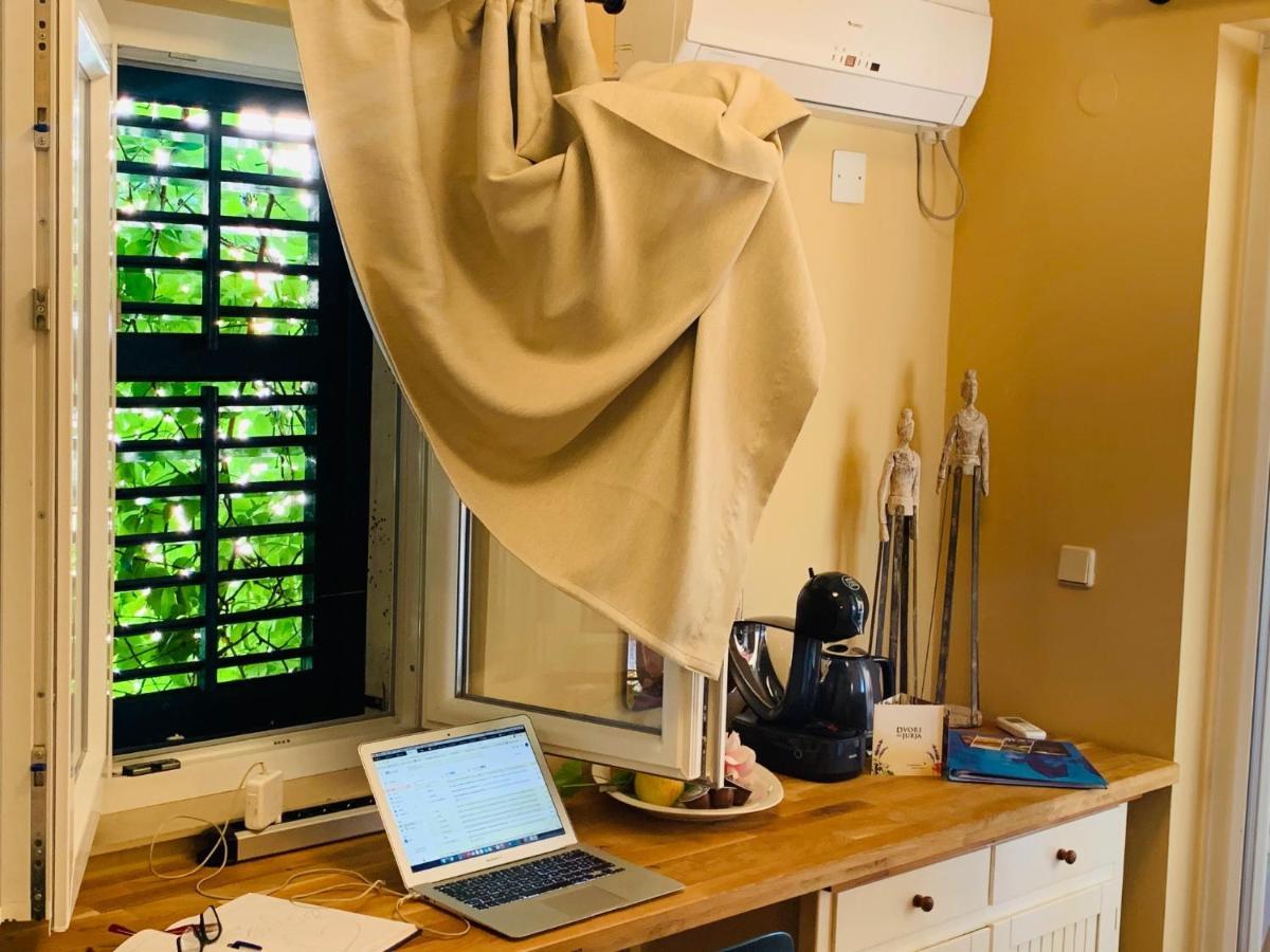Cozy D&D Lägenhet Jelsa  Exteriör bild